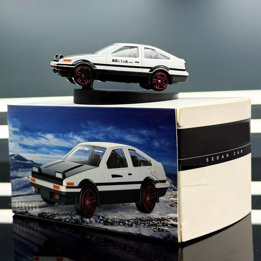 Aluminum Alloy Car Model Swing Tail Rotating Ornament